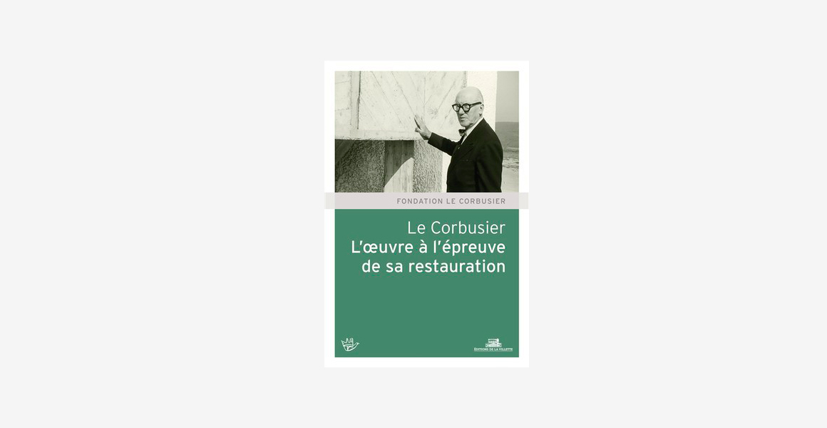 Au cours des vingt-cinq dernières années, le regard porté sur l'œuvre de Le Corbusier - et sur l'architecture moderne en général - a considérablement évolué. Plusieurs de ses réalisations ont été confrontées à des changements d'affectation ou ont subi des aménagements importants tandis que d'autres ont été « achevées ». L’ouvrage décrit les politiques, les stratégies, les techniques, l'éthique de la restauration des monuments historiques du XXe siècle ainsi que les évolutions et les réinterprétations qui ont largement fait évoluer les pratiques.