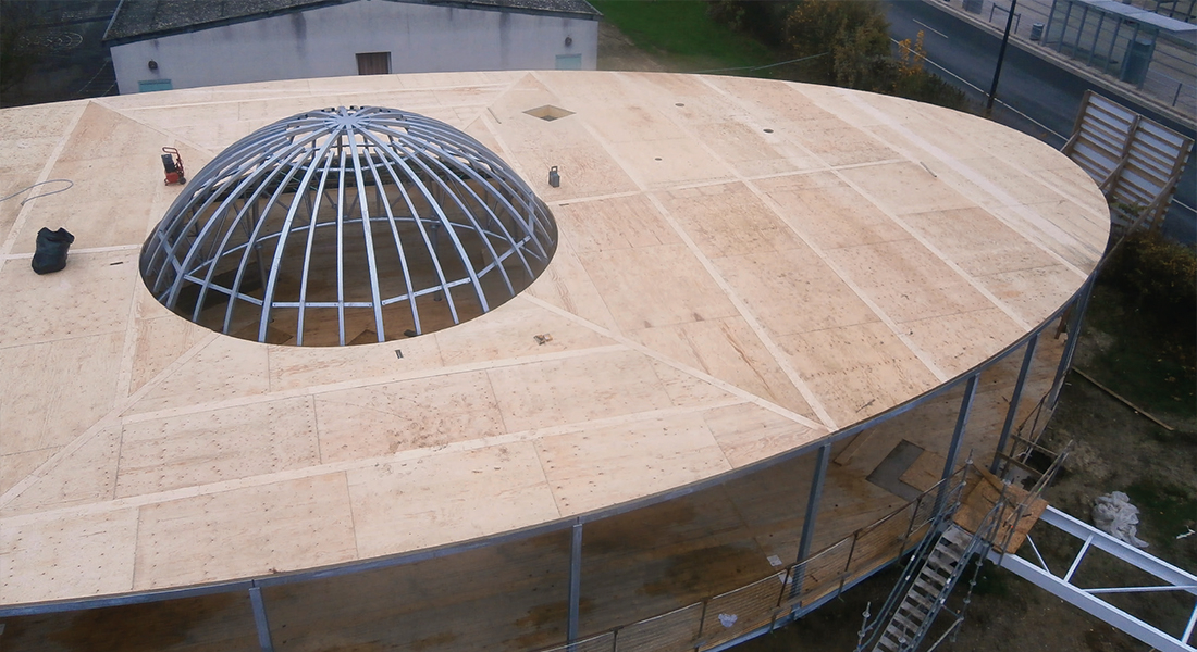 Sont admissibles en tant qu'élément porteur de toiture-terrasse bois