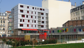 Un habillage réalisé en métal déployé en aluminium brut par l'entreprise Métallerie de l'Authion. 