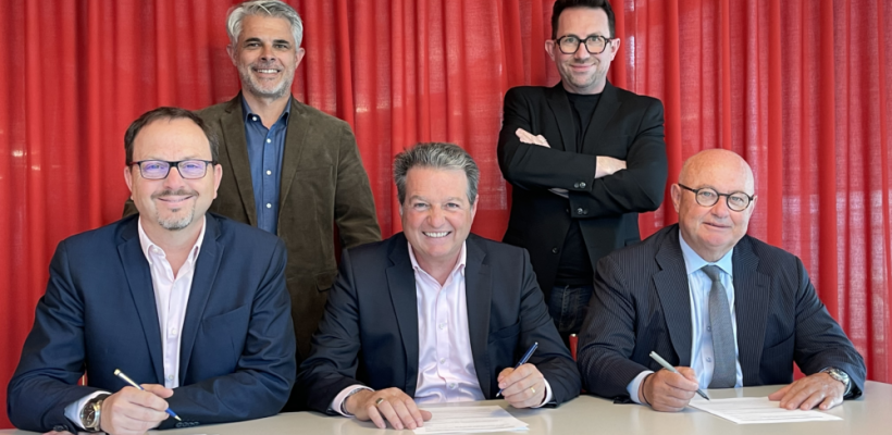 LQ12866023C_picture_0 Signature de l’accord de partenariat entre Synetam et GL events. De g. à d. : Guilhem Pinault (Vice-président de Synetam), François Thiery (Directeur commercial de Sirha Food), Pierre Marcel (Président de Synetam), Luc Dubanchet (Directeur de Sirha Food) et Philippe Pasquet (Directeur général de GL events Exhibitions).