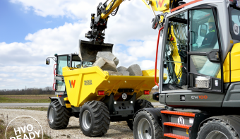 Tous les matériels de chantier et les machines compactes Wacker Neuson produits à partir de septembre de cette année et équipés d'un moteur diesel de niveau 5 sont autorisés à utiliser des carburants HVO conformément à la norme EN15940.
