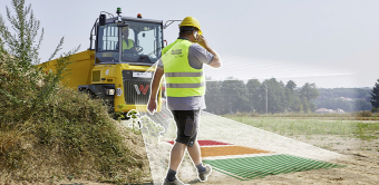 La conception spécifique du motobasculeur répond aux enjeux de sécurité et d‘efficacité opérationnelle sur le terrain. 