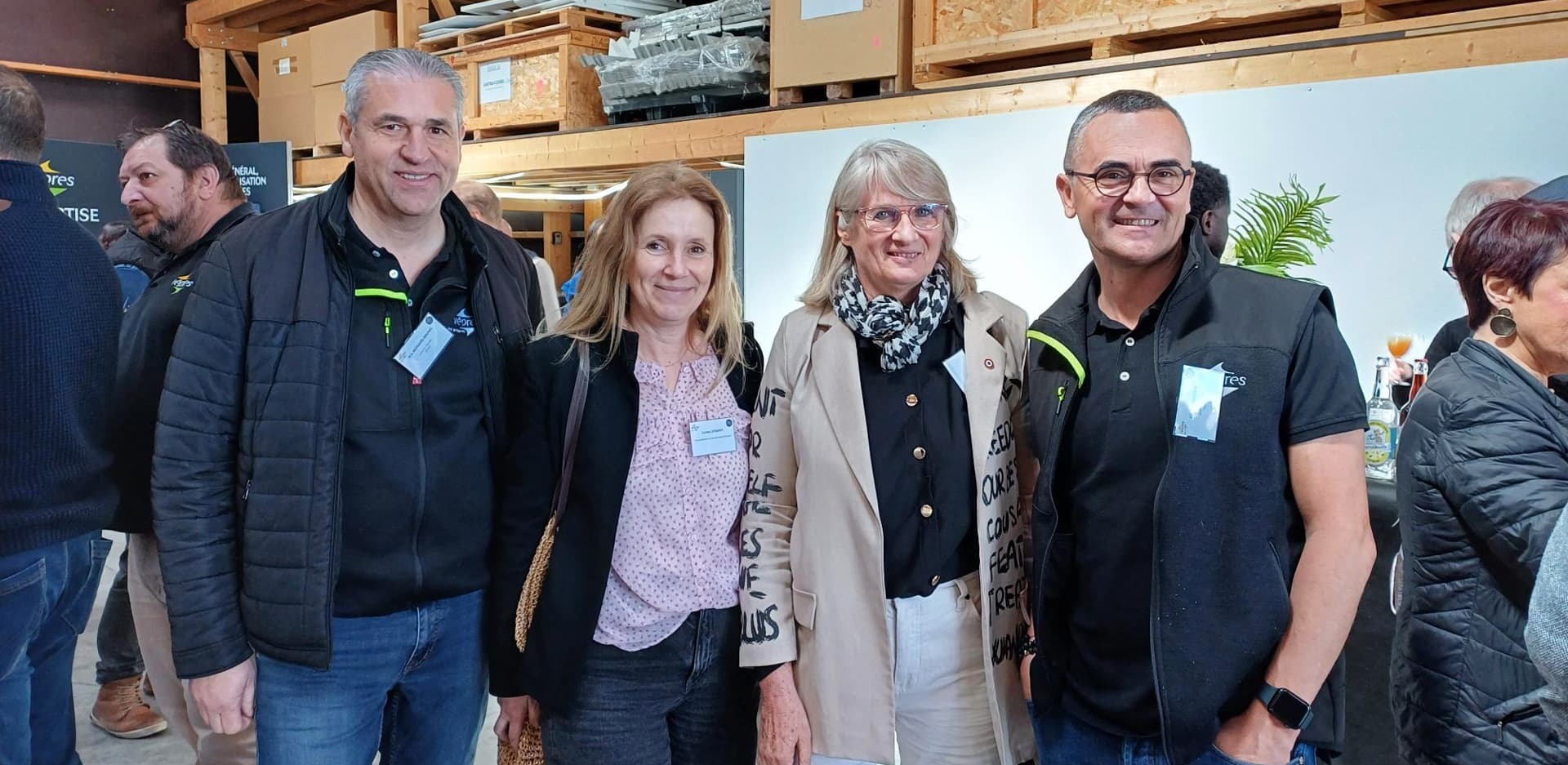 Éric Bernard-Brunel, DG de Vêpres, Corine Lemariey, vice-présidente de Grenoble Alpes Métropole, Marie Noëlle Battistel, députée de la 4e circonscription de l’Isère et Cédric Mercier, DG de Vêpres.