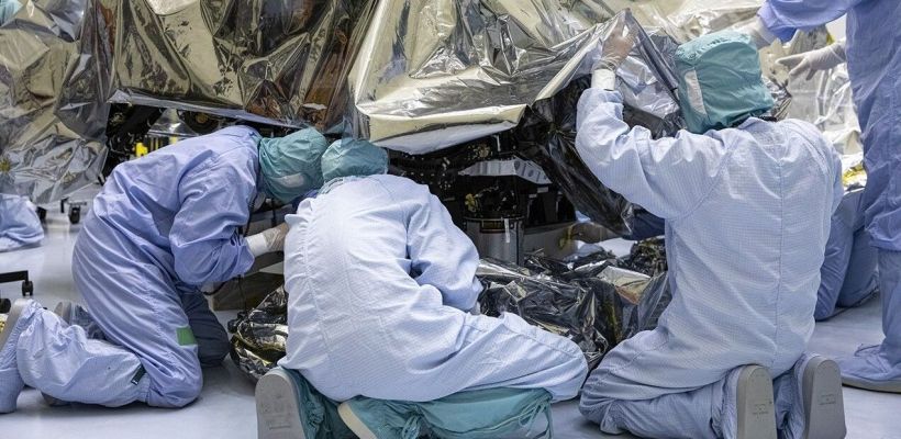 Les échantillons ont été prélevés sur le sol du Payload Hazardous Servicing Facility au sein Kennedy Space Center en Floride.
