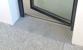 Polyester porte.jpg