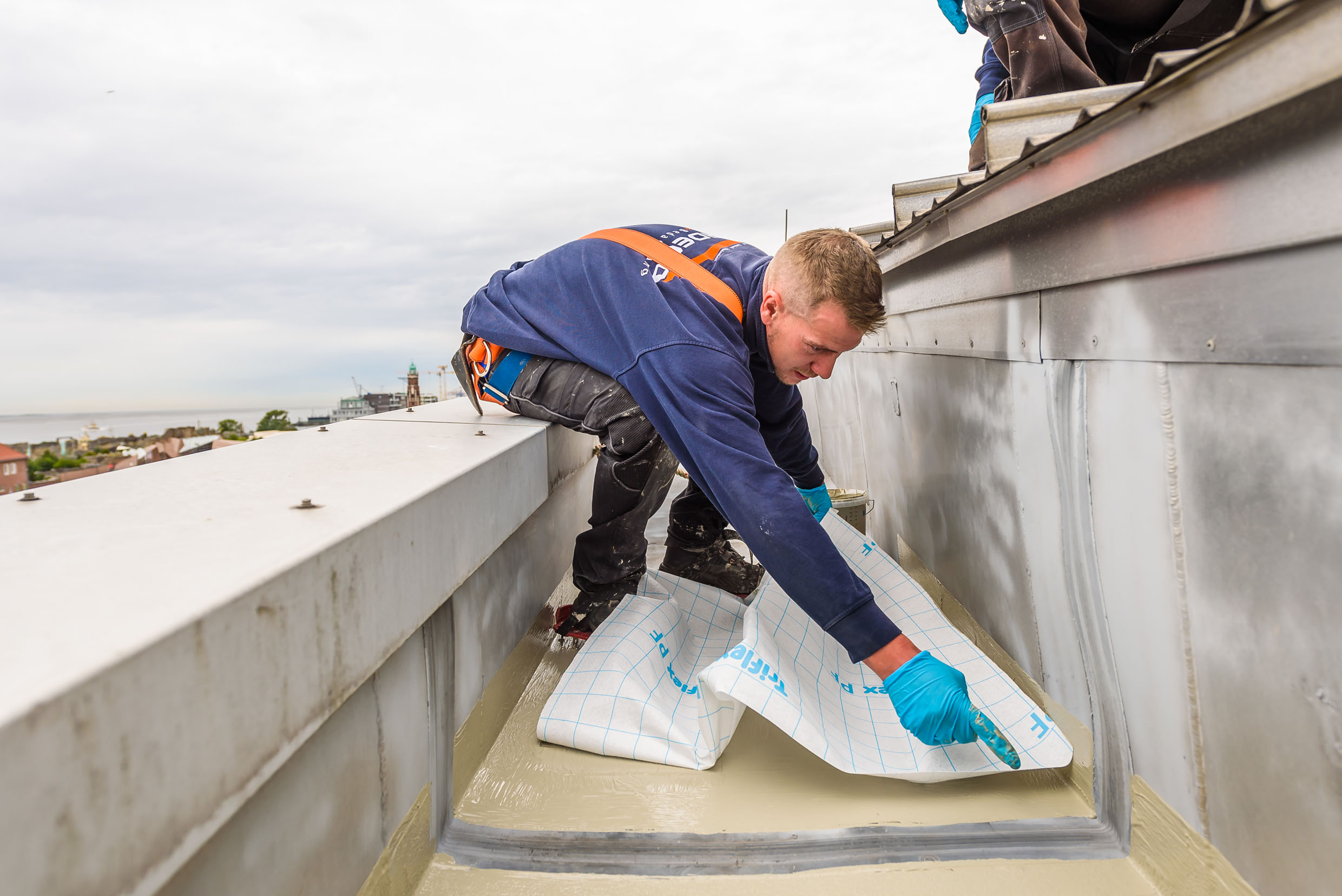 Triflex ProDetail 360 ° Dachrinne des Klimahauses_05.jpg